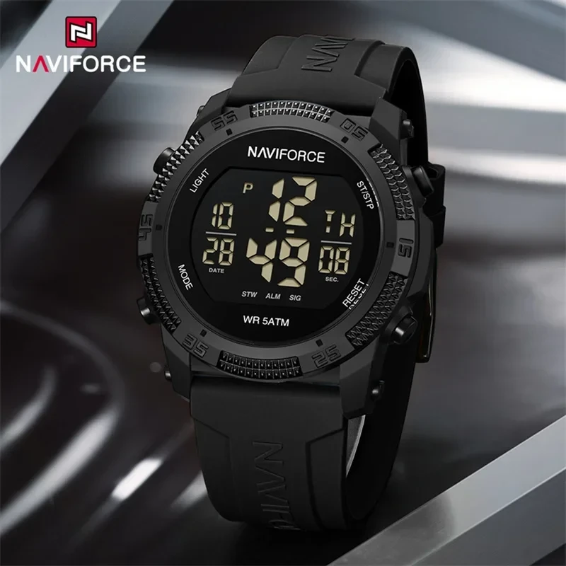 Naviforce 7104 - Black